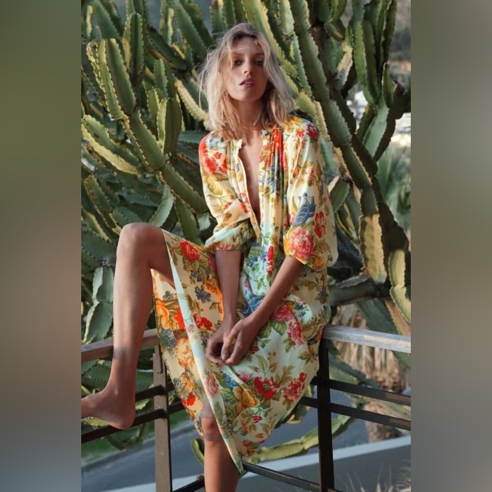 ZARA Vibrant Floral Print Dress - Blogger Fav - Size: S - Like New!